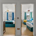 Enchanting Abode -sleeps 6 *