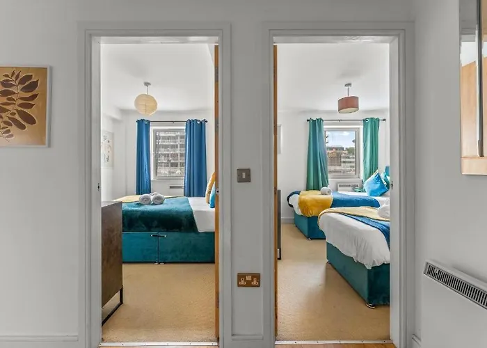 Enchanting Abode -sleeps 6 *